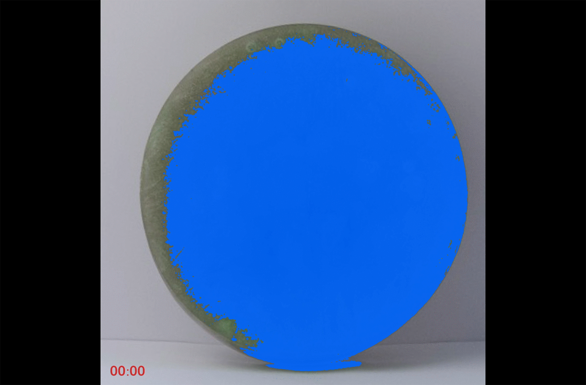 A further development of the melting ice clock, a stop motion interpretation.