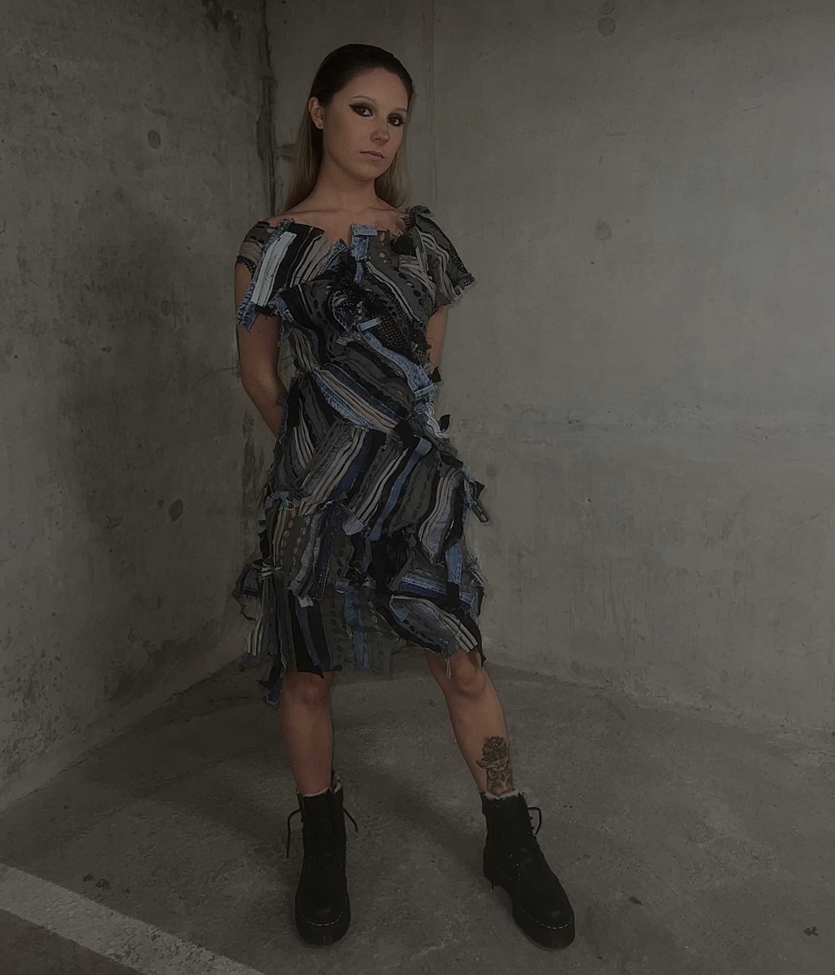Look 1